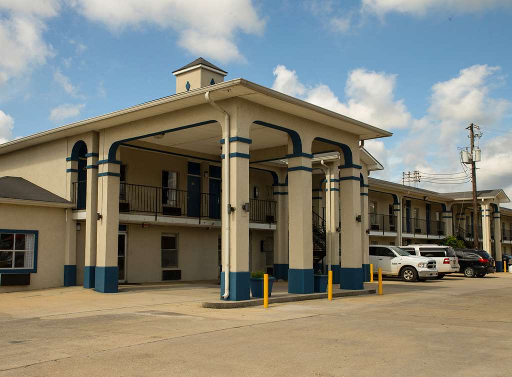 Americas Best Value Inn - Monroeville Exterior photo